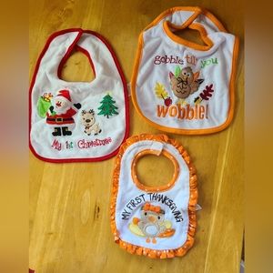 Holiday baby bibs